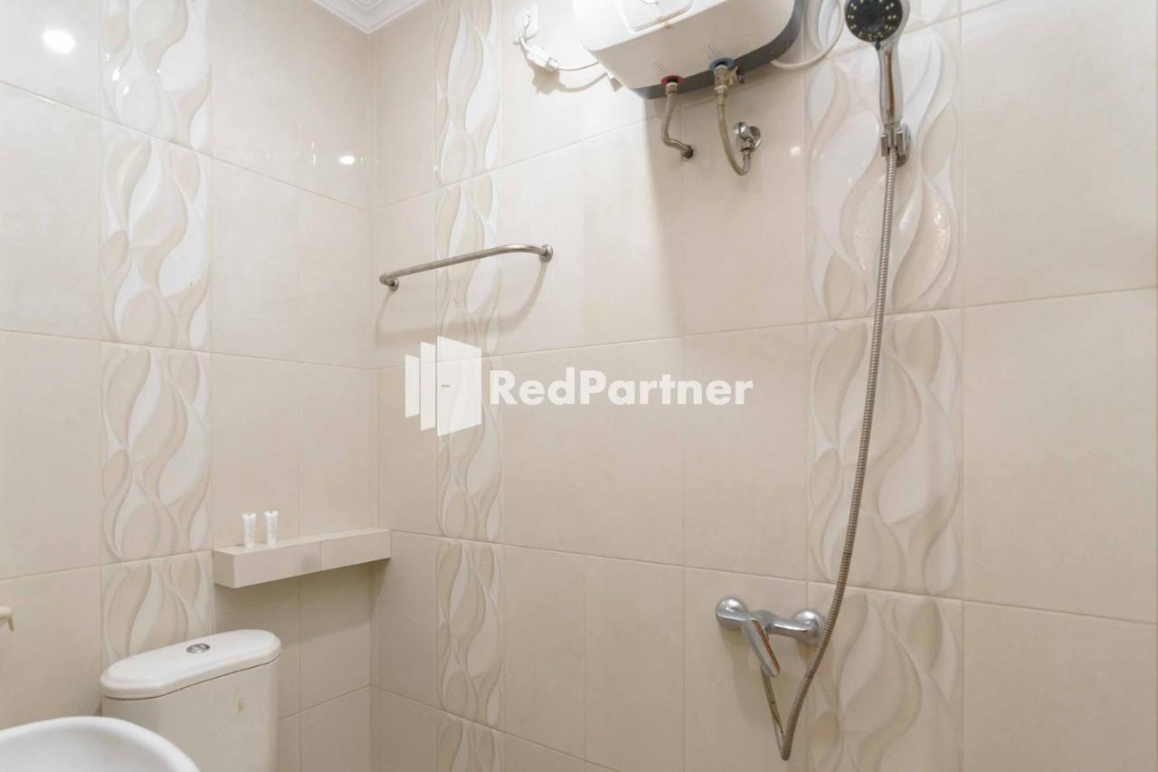 Jo Residence Syariah Redpartner Jakarta Bagian luar foto