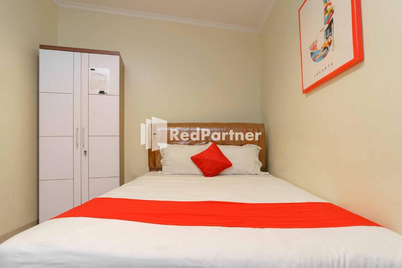 Jo Residence Syariah Redpartner Jakarta Bagian luar foto
